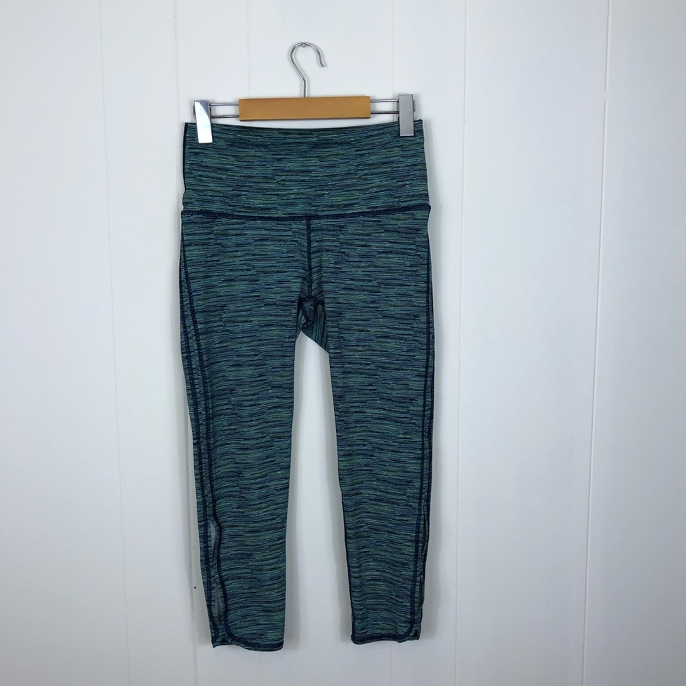 Aerie Green/Blue Cropped‎ Leggings Sz M